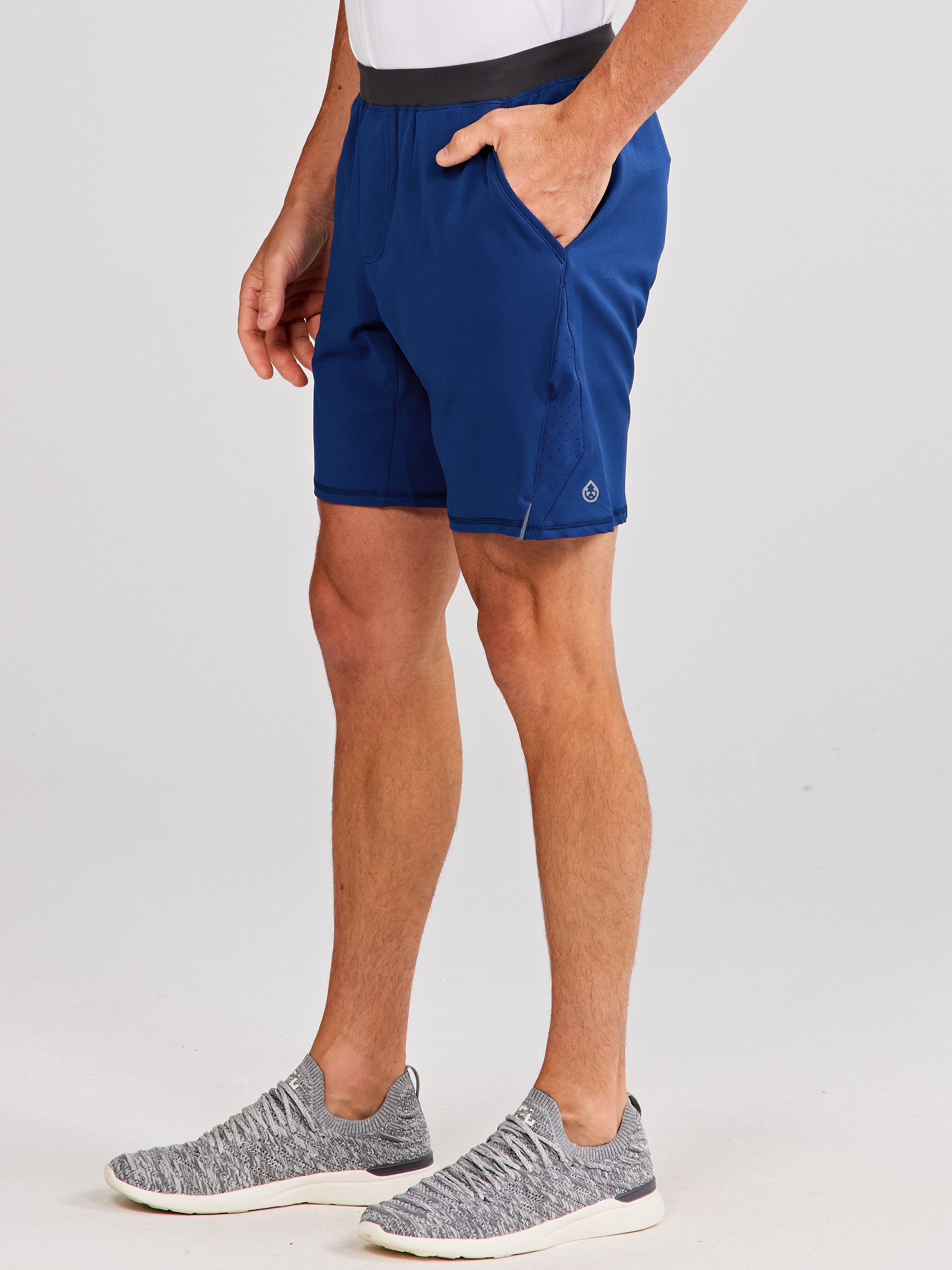 Velocity 8in Unlined Short - tasc Performance (MarineBlue)