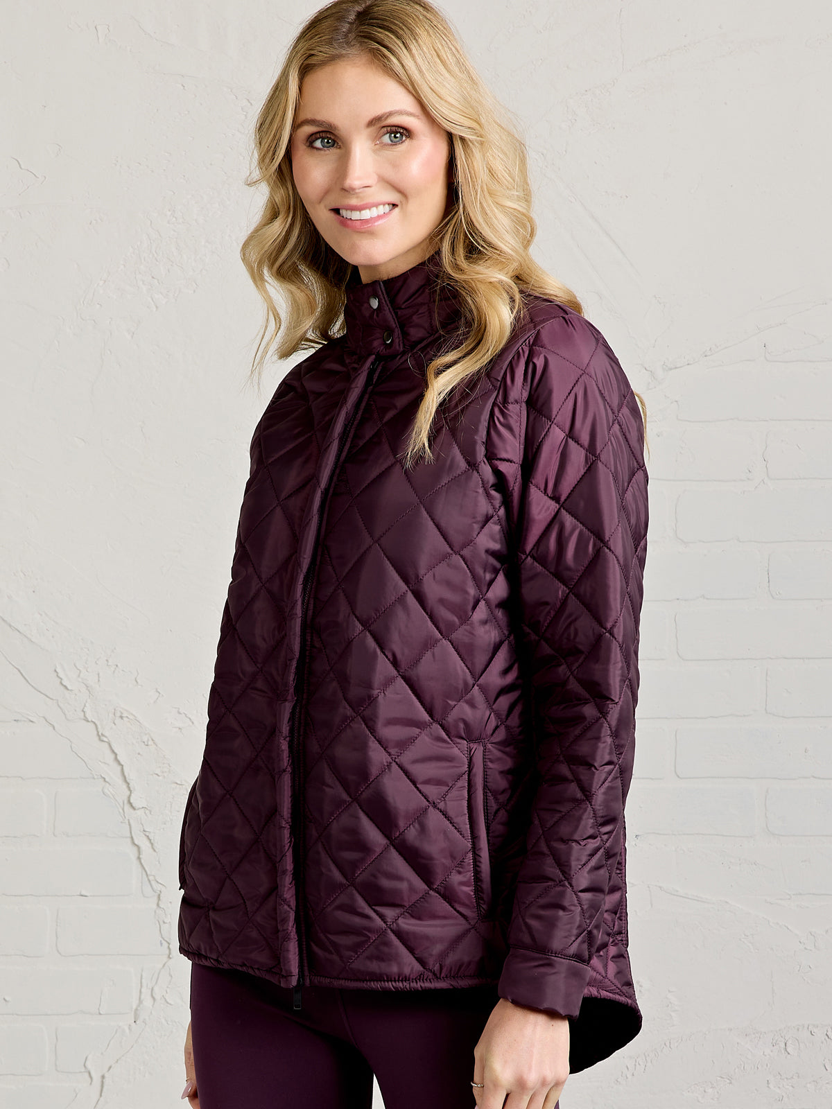 Westchester Quilted Coat tasc Performance (CometPurple)