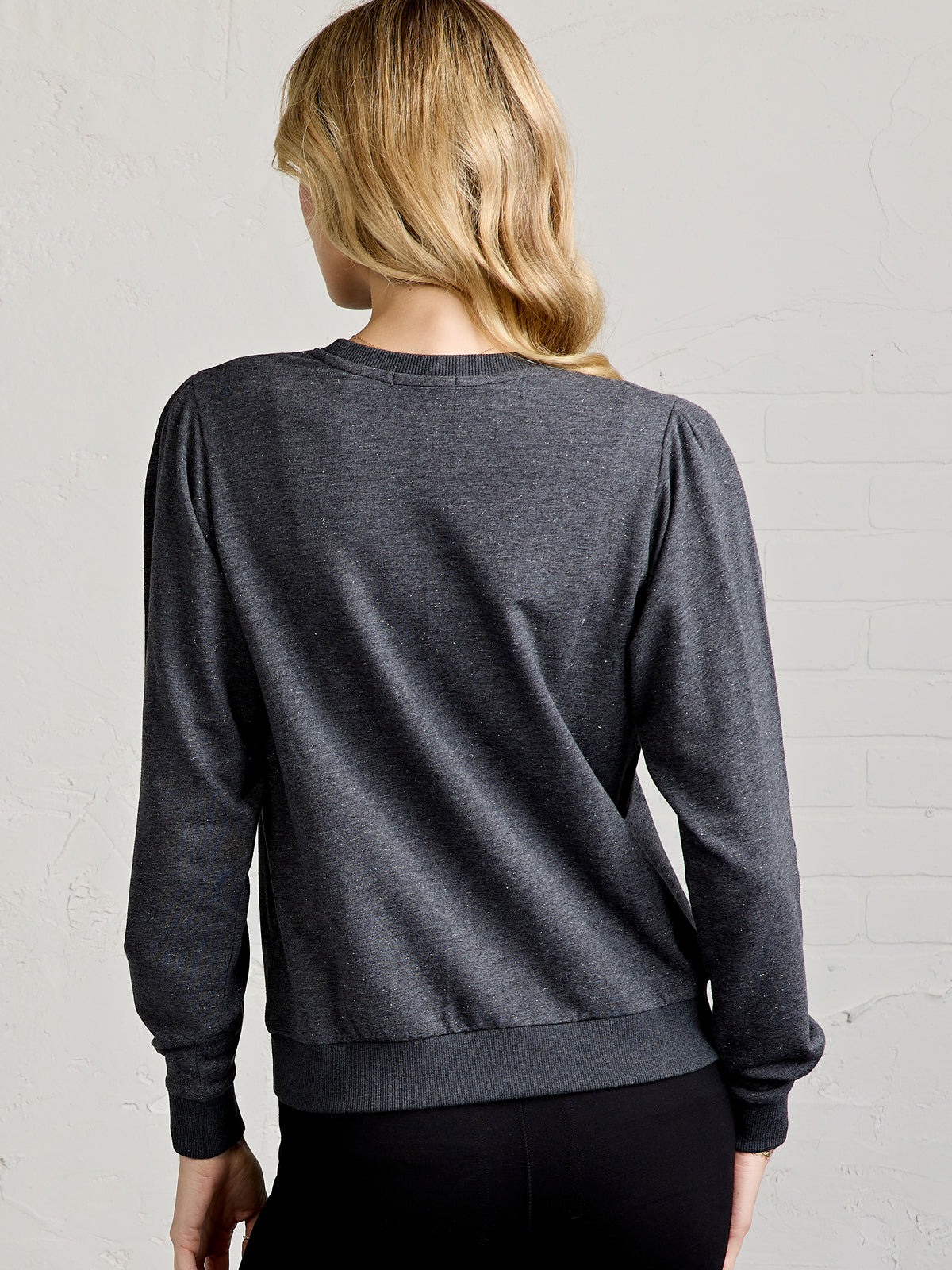 Puff Sleeve Sparkle Sweatshirt tasc Performance (IronHeatherSparkle)