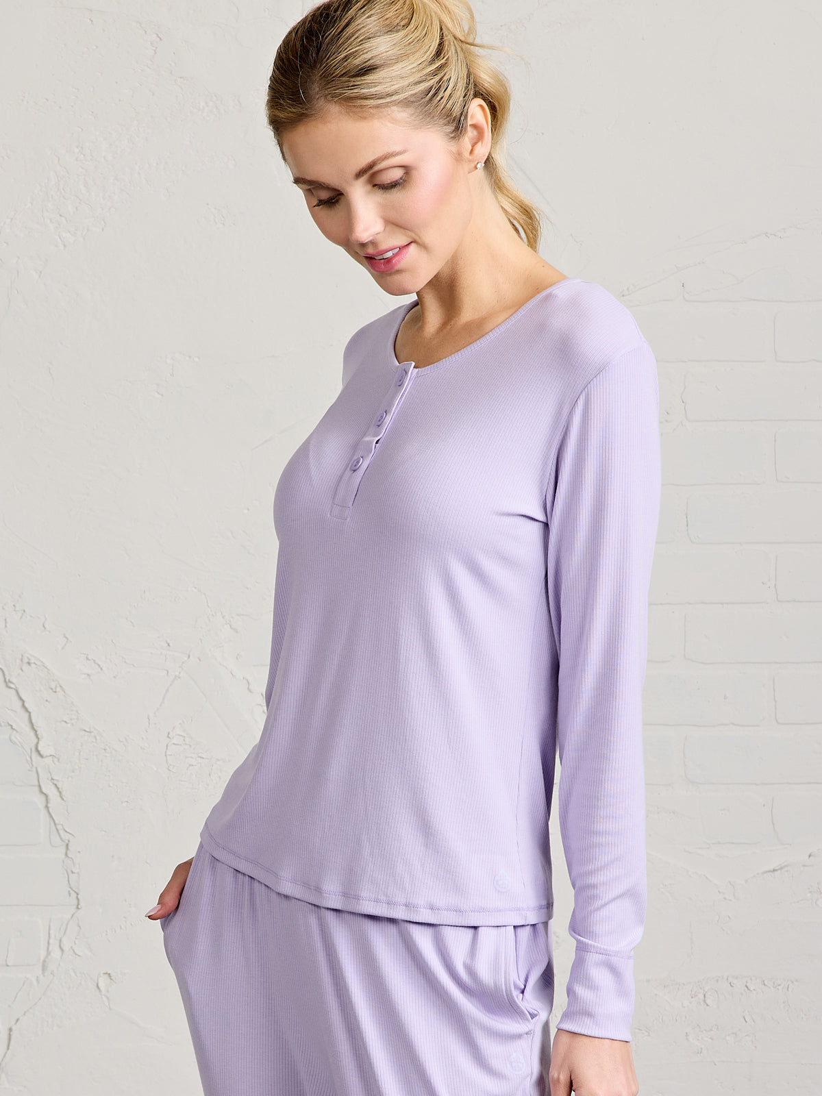 tasc Performance Microluxe Henley (LavenderCrystal)