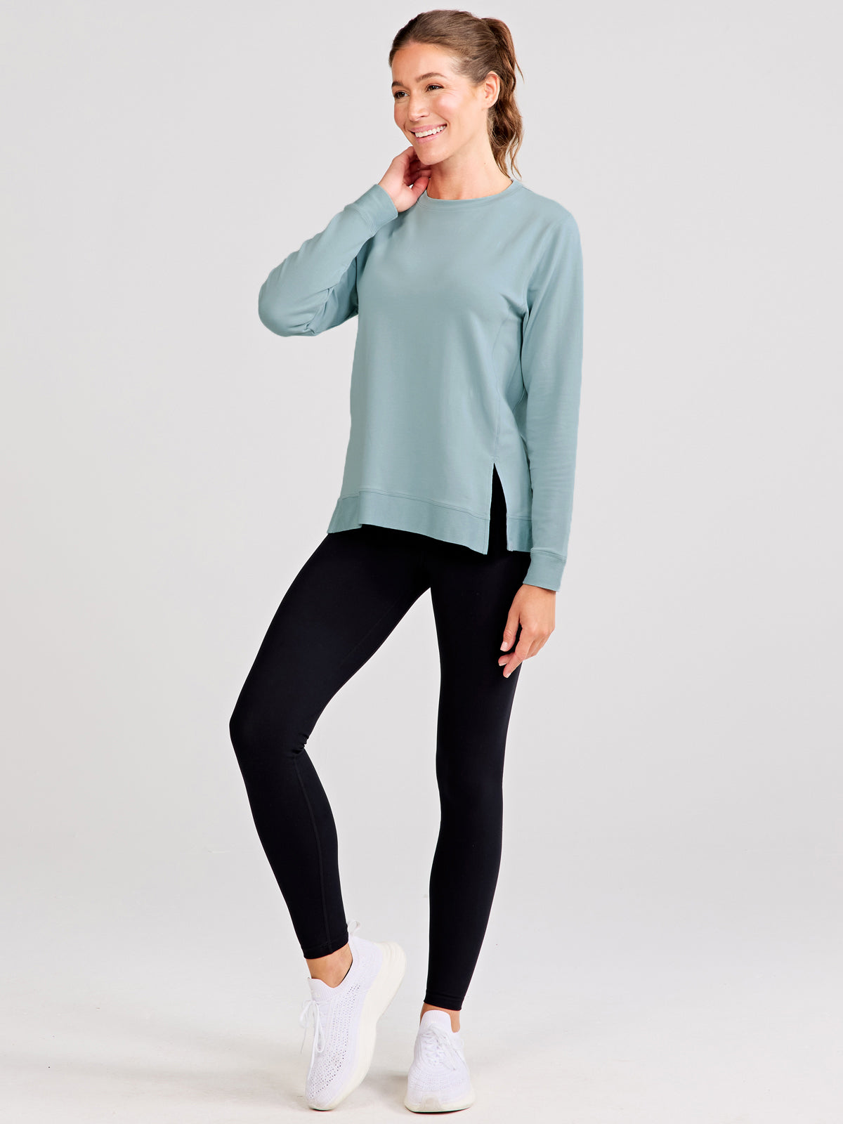 Riverwalk Sweatshirt 2.0 - tasc Performance (Horizon)