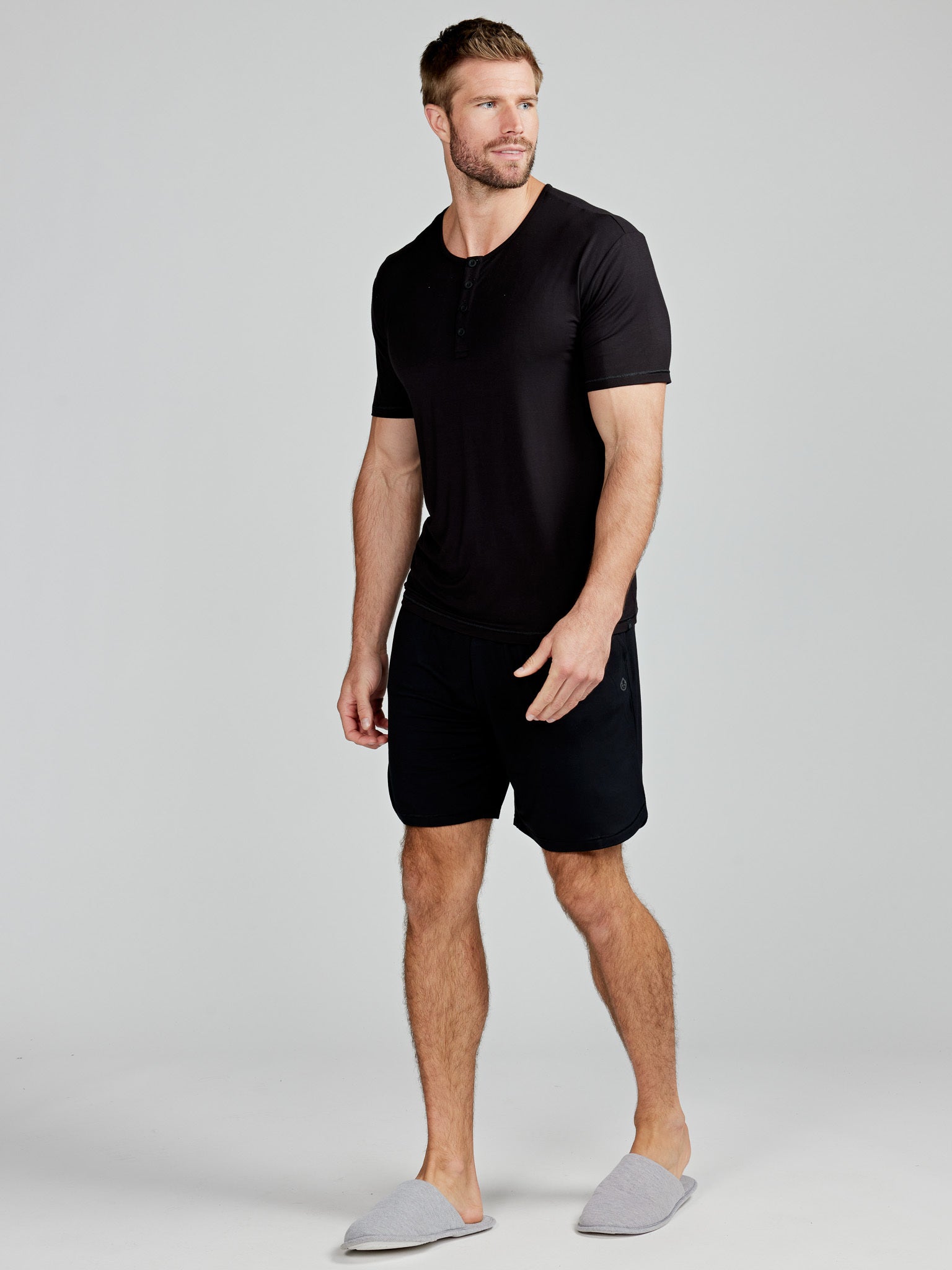 Bamboo Silk Short - tasc Performance (Black)