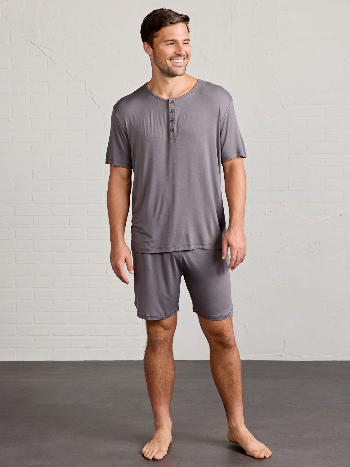 Bamboo Silk Sleep Short Sleeve Henley tasc Performance (StoneGray)