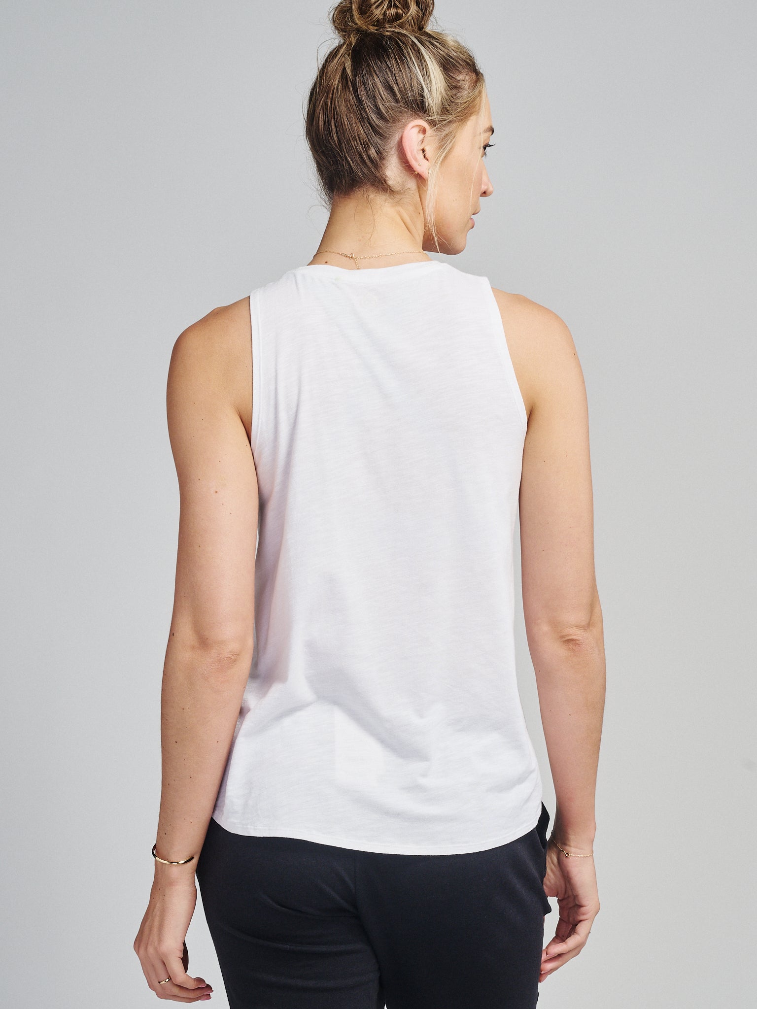 Nola Tank 2.0 - tasc Performance (White)