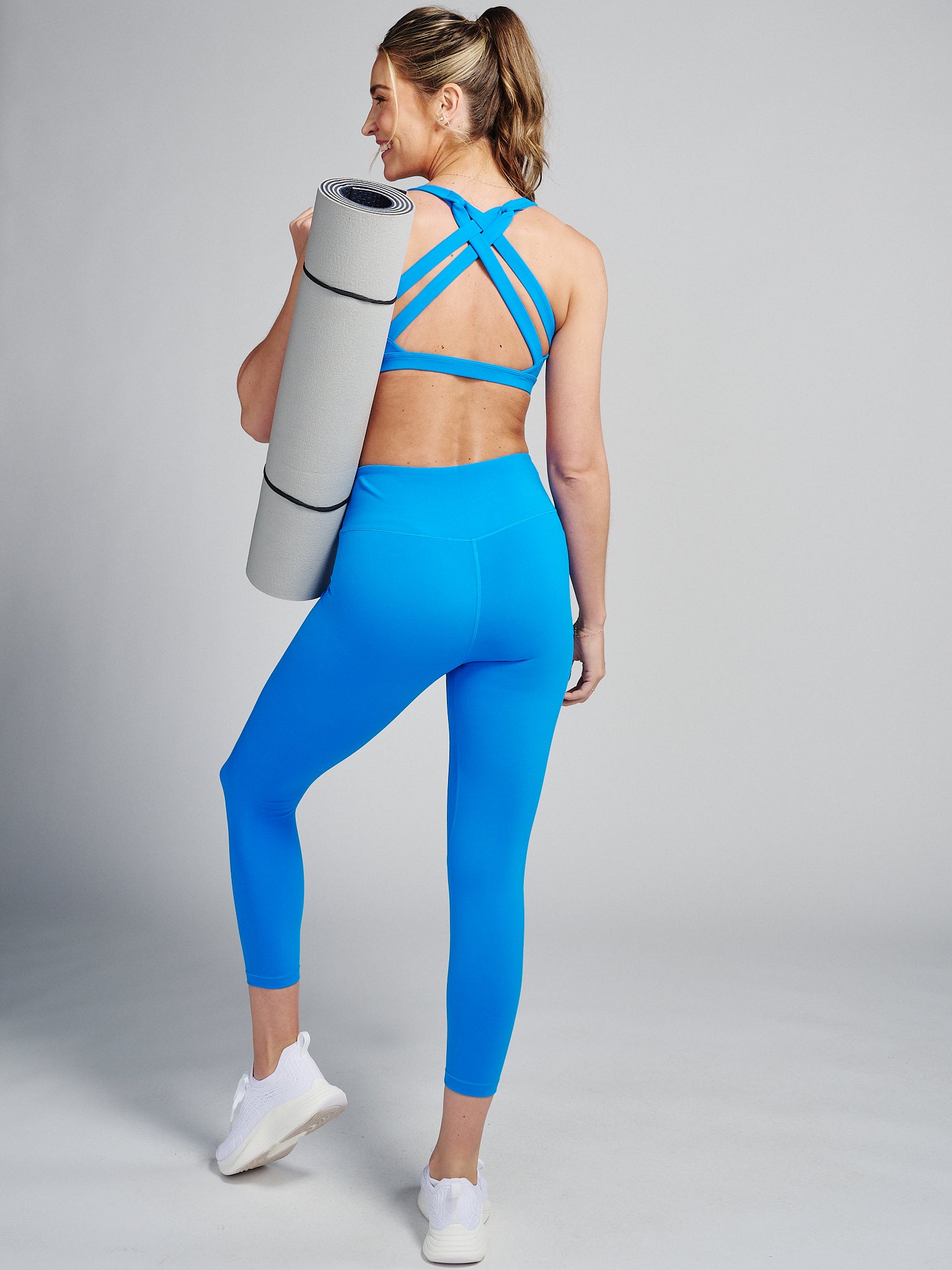 Sculptive Flow Sports Bra tasc Performance (AdventureBlue)