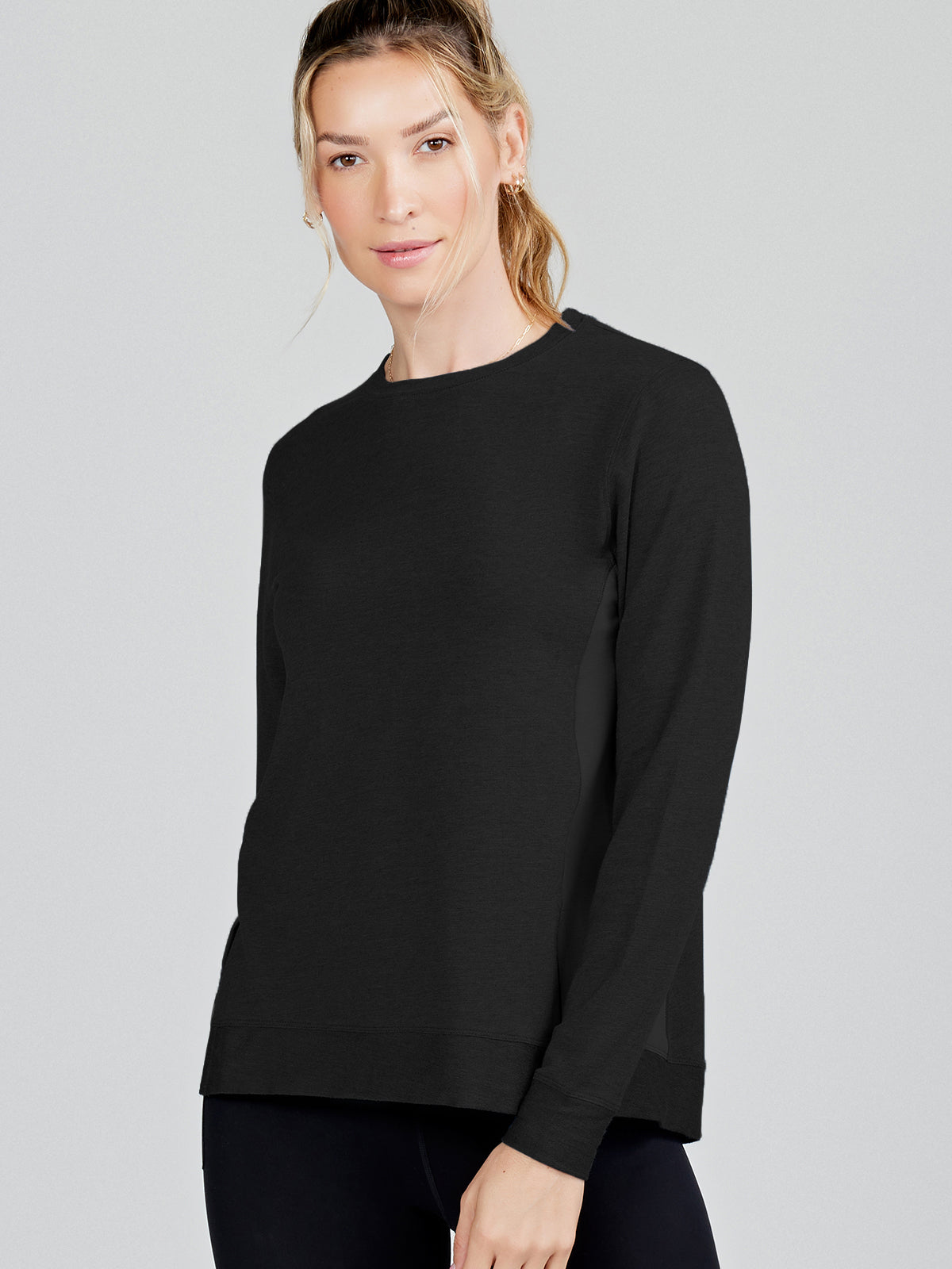 Riverwalk Sweatshirt 2.0 - tasc Performance (Black)