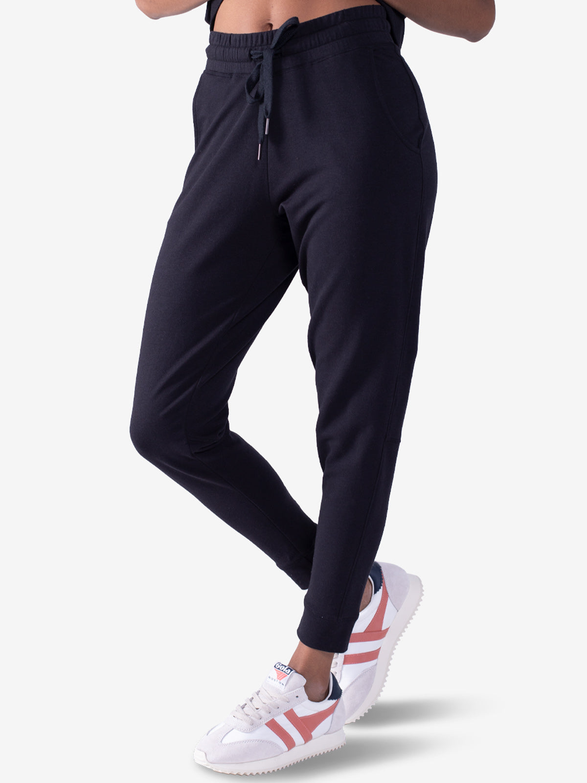 Best travel joggers for women in Singapore, Malaysia, Australia
